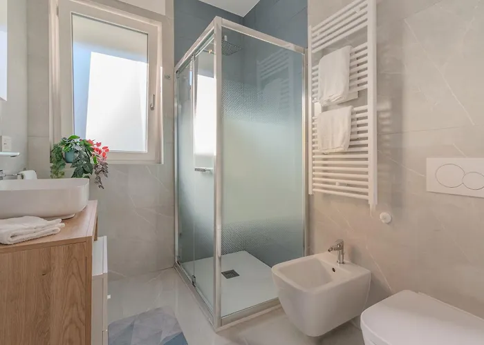 Blu 2b At شقة باري